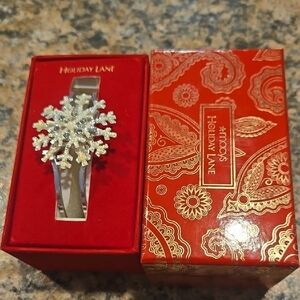 Holiday Lane Snowflake Ornament Bracelet